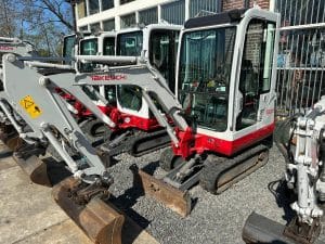 Takeuchi TB 016