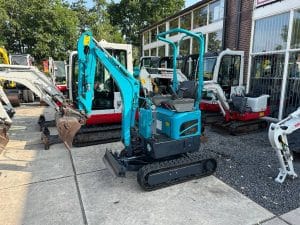 Takeuchi TB 210  Gereserveerd