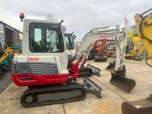 Takeuchi TB228    Verkocht