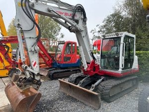 Takeuchi TB 175   3-delige giek    GERESERVEERD