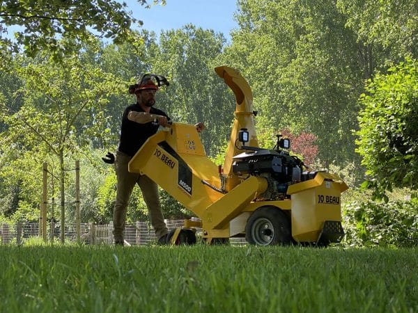 Jo Beau M500 hakselaar houtversnipperaar broyeur chipper Hacksler actie 2
