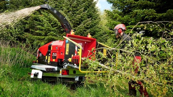 tp 215 houtversnipperaar