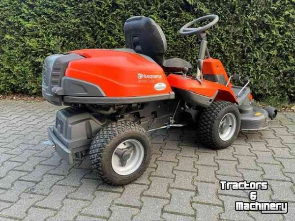 816207 Husqvarna Rider R 214T AWD 3
