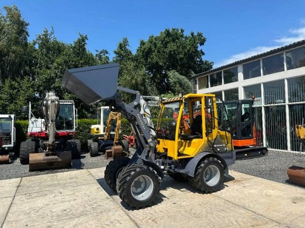 Eurotrac W12 i-CF XL (40 pk uitvoering Stage V norm) 10 559374ed